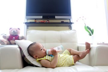drinking milk 2549021 340