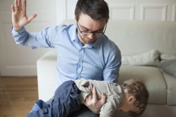 Les enfants qui subissent des fessees risquent de devenir violents quand ils grandissent 725x375
