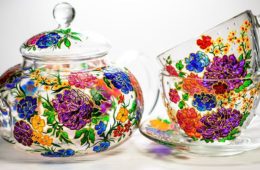 hand painted glass teapots mugs plates vita vitraaze fb png 700